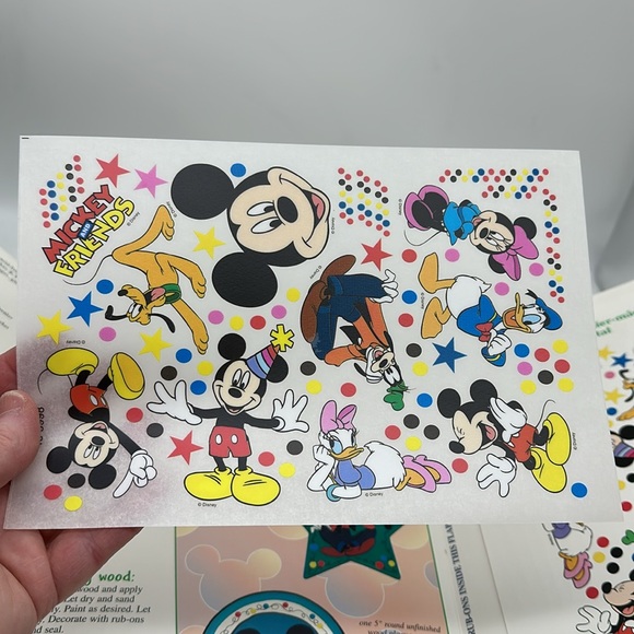 Disney Vintage Mickey Mouse & Friends (Saying’s) Transfer Stickers & Folder - Picture 2 of 9